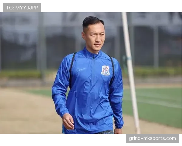 吴曦在申花近期表现稳健，中场作用持续提升