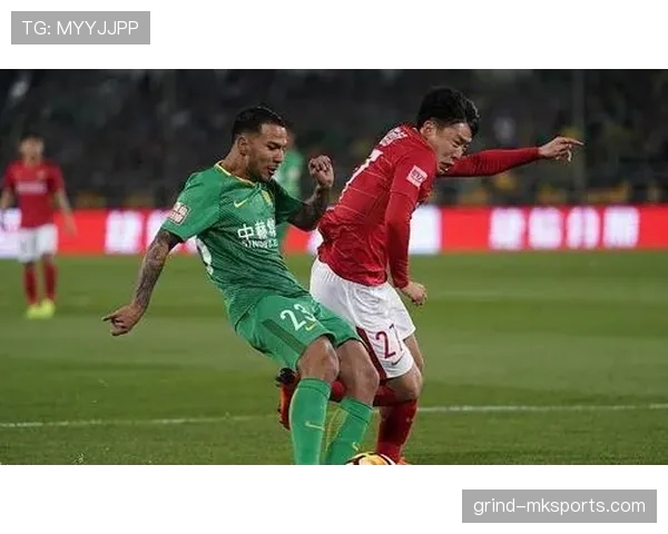 国安防线表面稳固实则脆弱，防守混乱问题逐步反映于比赛走势